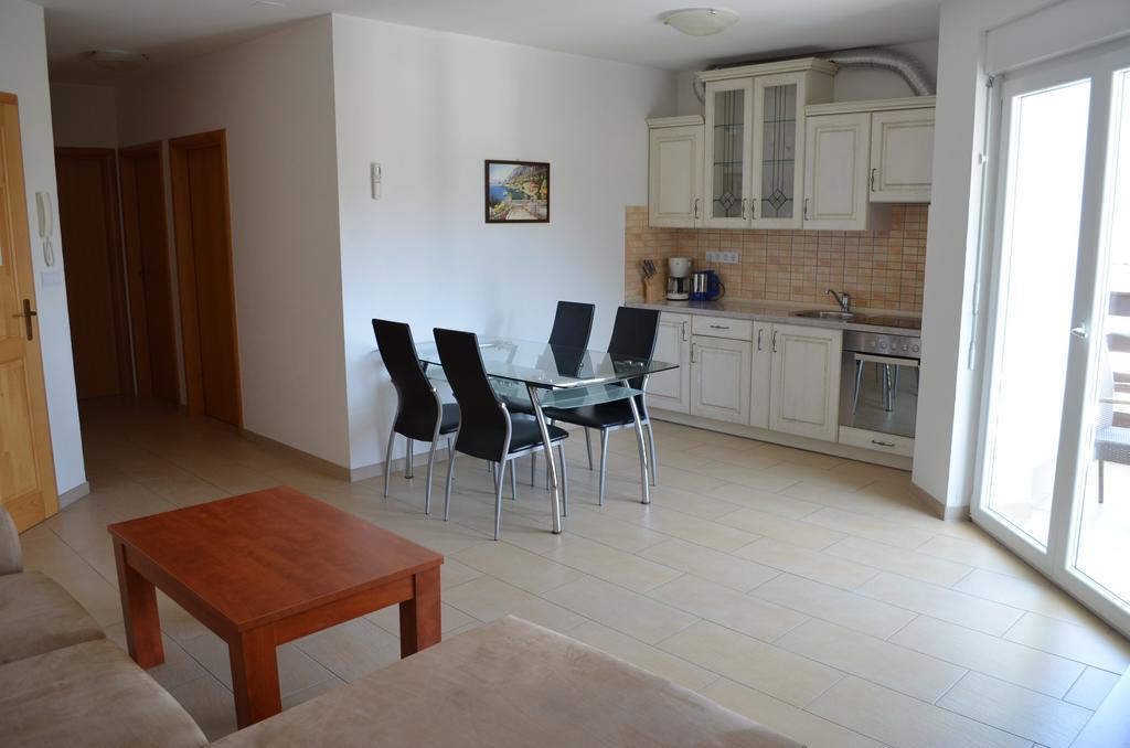 Apartments Buljan 바슈카 객실 사진